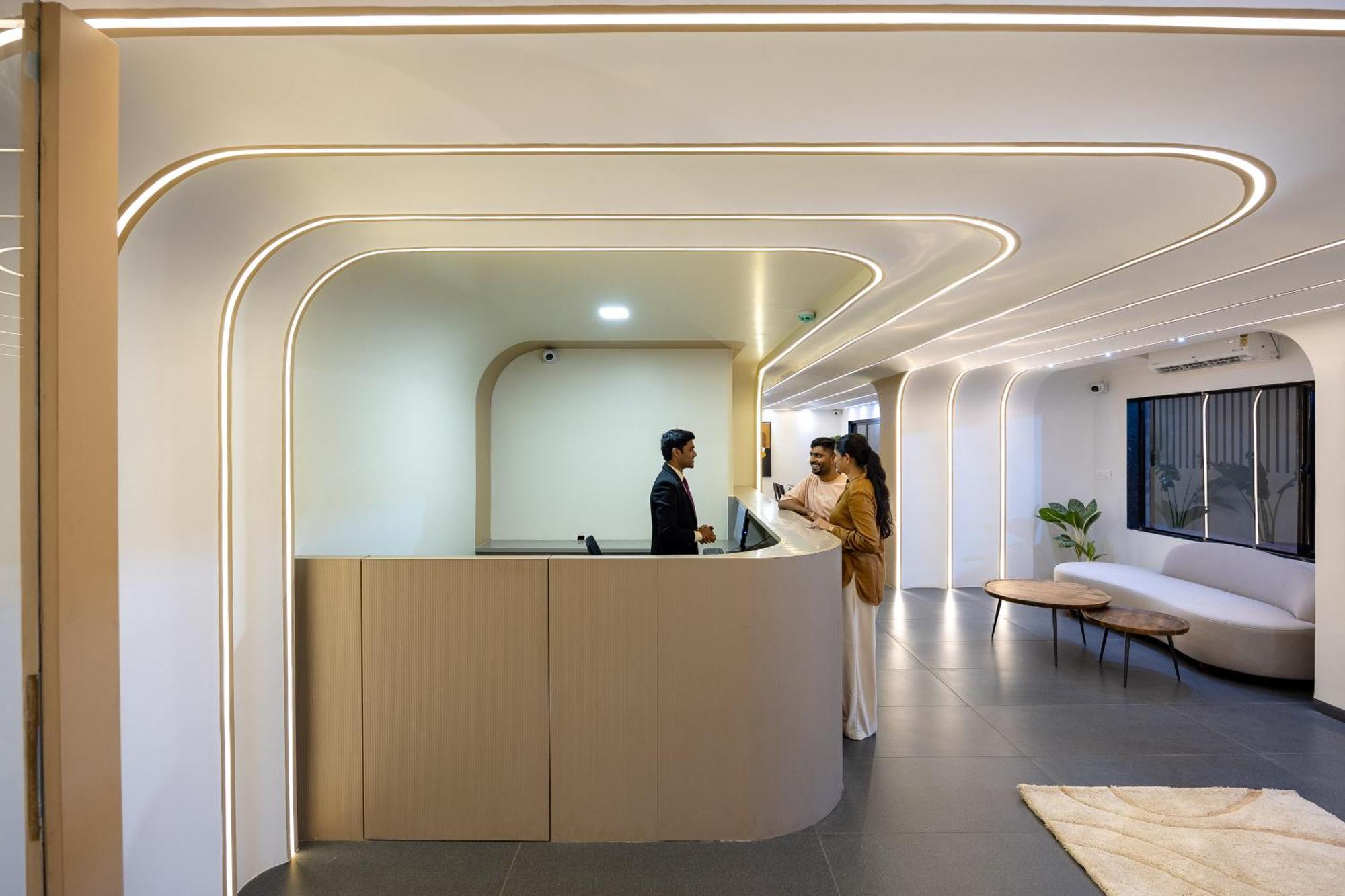 Saavi Suites 达曼 外观 照片